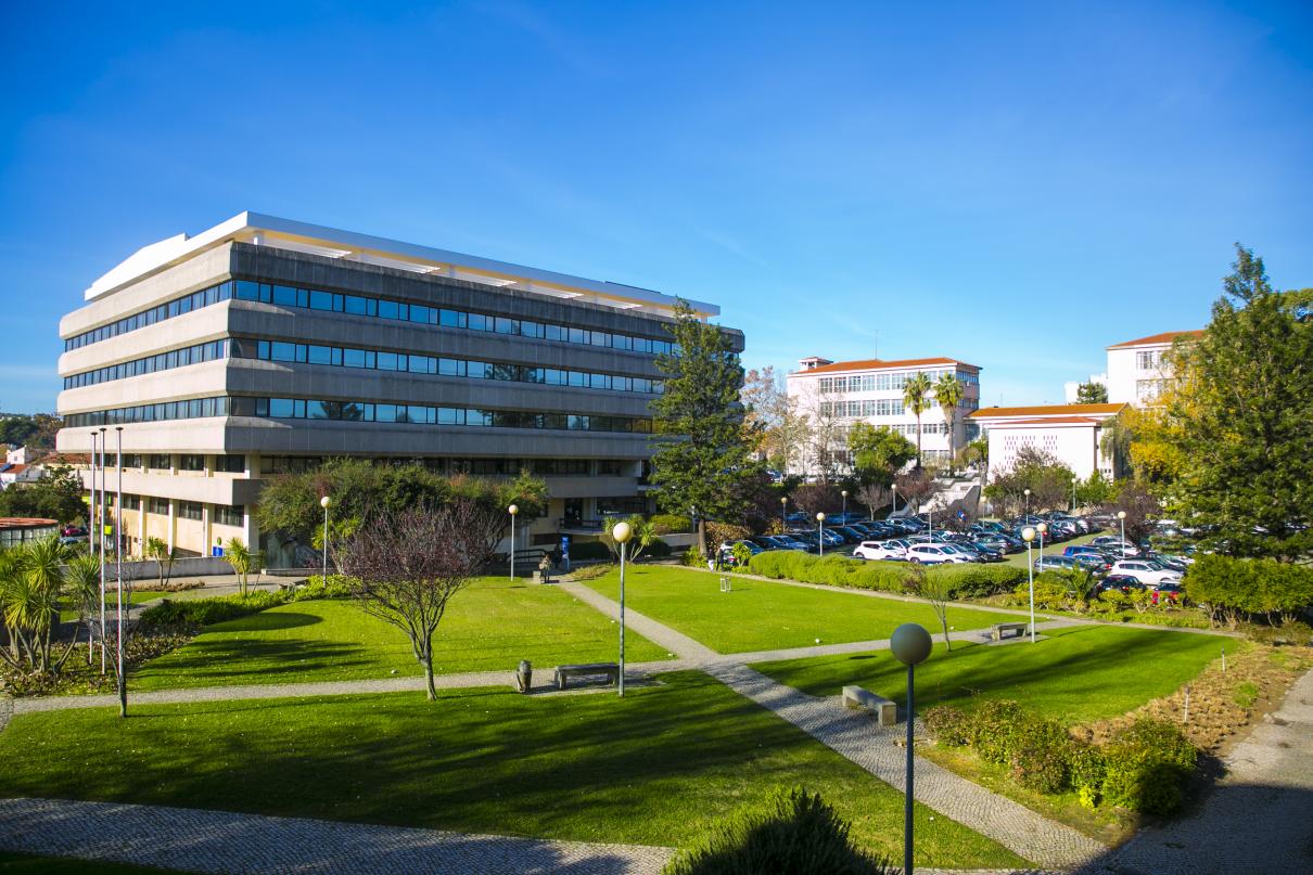 File:Faculdade de Ciências da Universidade de Lisboa 9242.jpg - Wikimedia  Commons